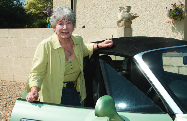 VALERIE SINGLETON OBE HOSTS LIVE PANEL TO IMPROVE SAFETY AMONG OLDER DRIVERS